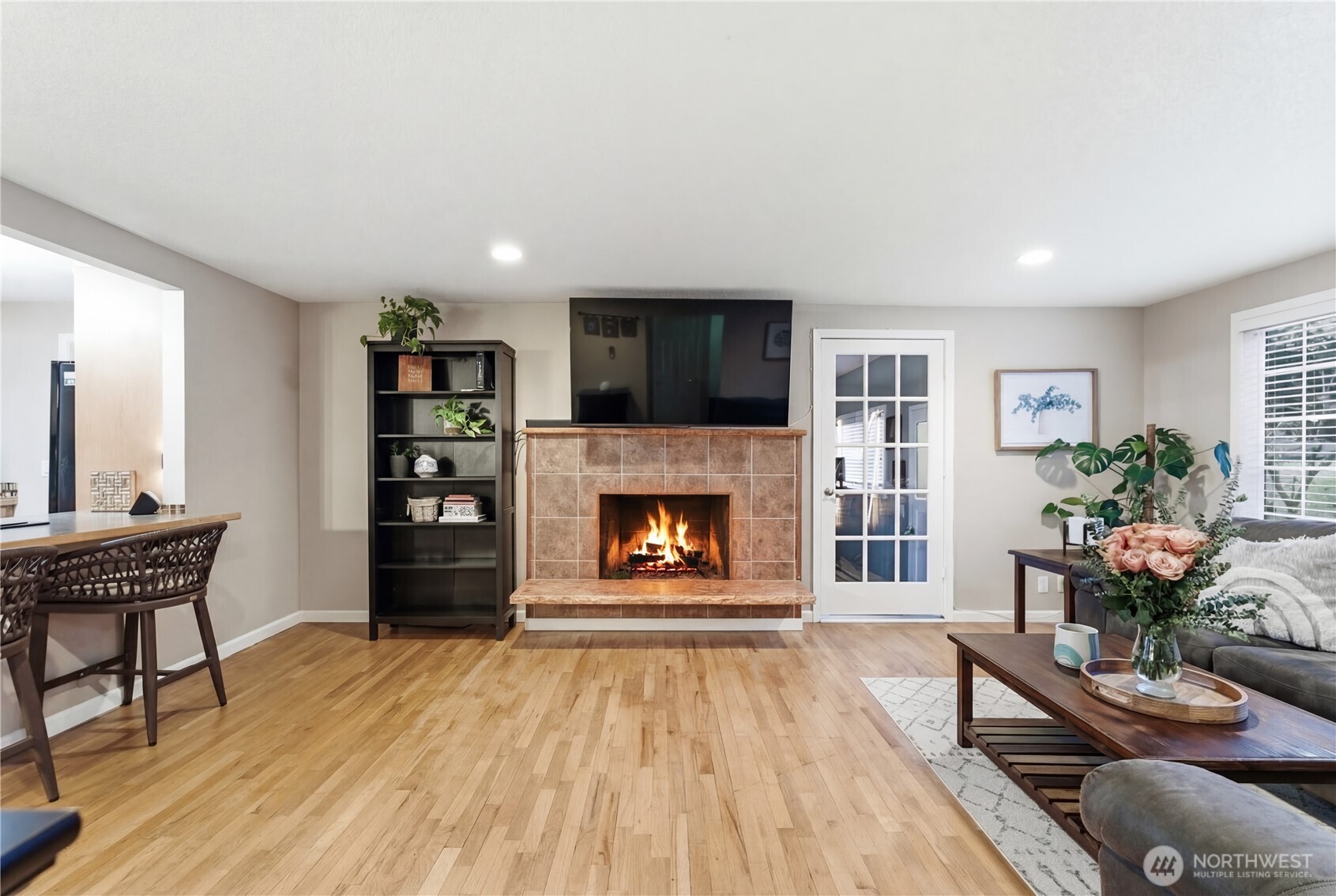 2569 Airline Way , Oak Harbor, WA 98277