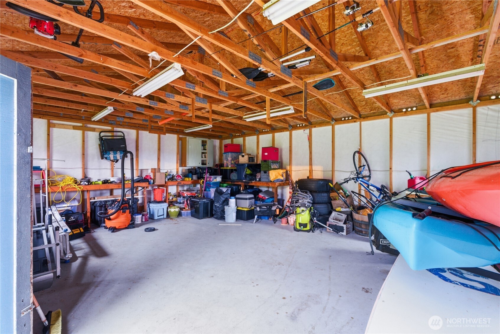 2569 Airline Way , Oak Harbor, WA 98277