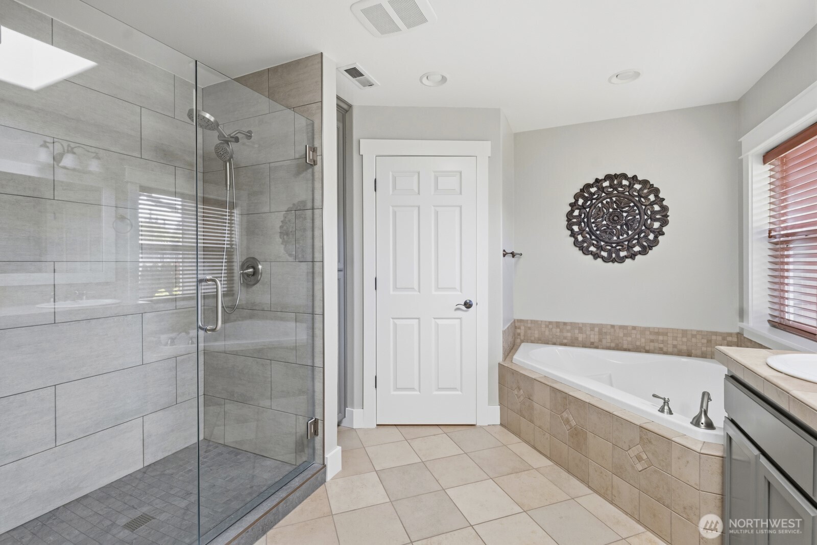 2222 29th Avenue Ct SW, Puyallup, WA 98373