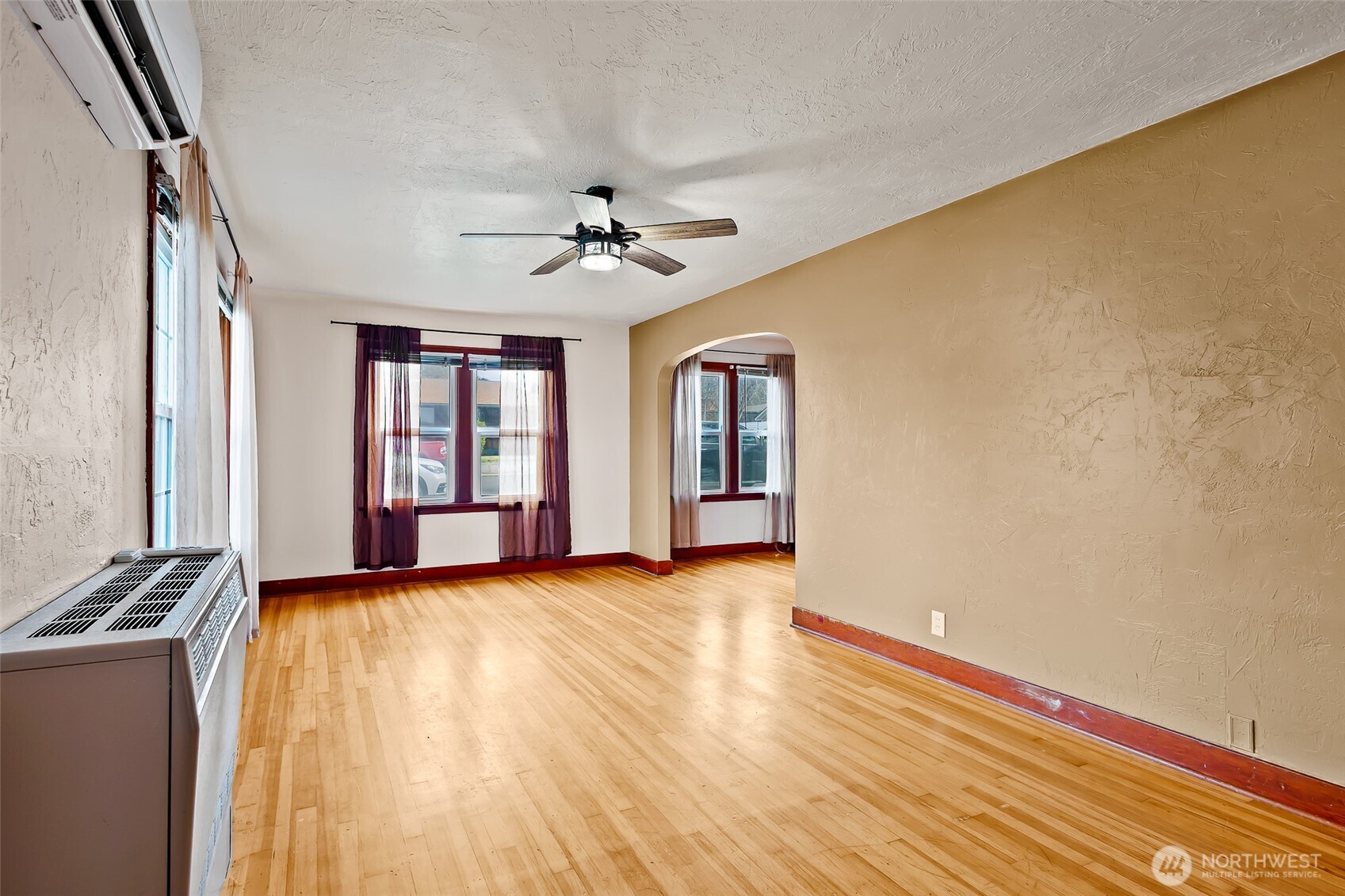 100 S Sampson Street , Ellensburg, WA 98926