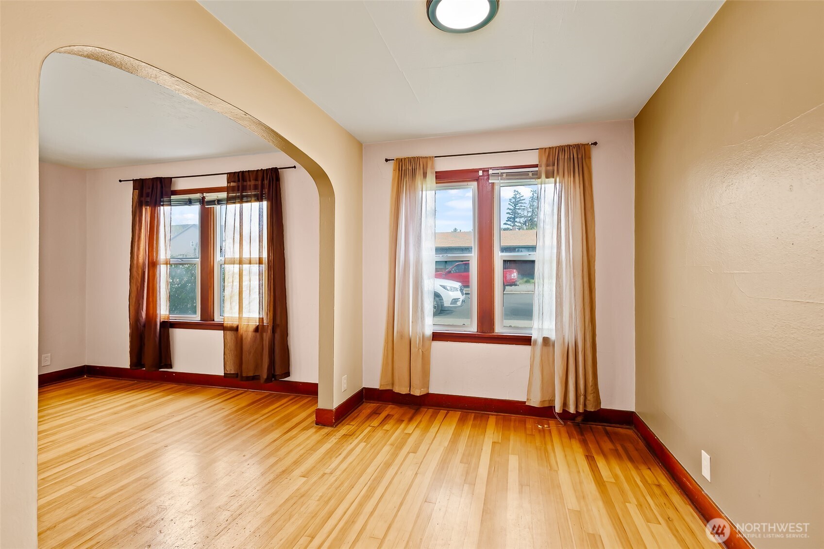 100 S Sampson Street , Ellensburg, WA 98926