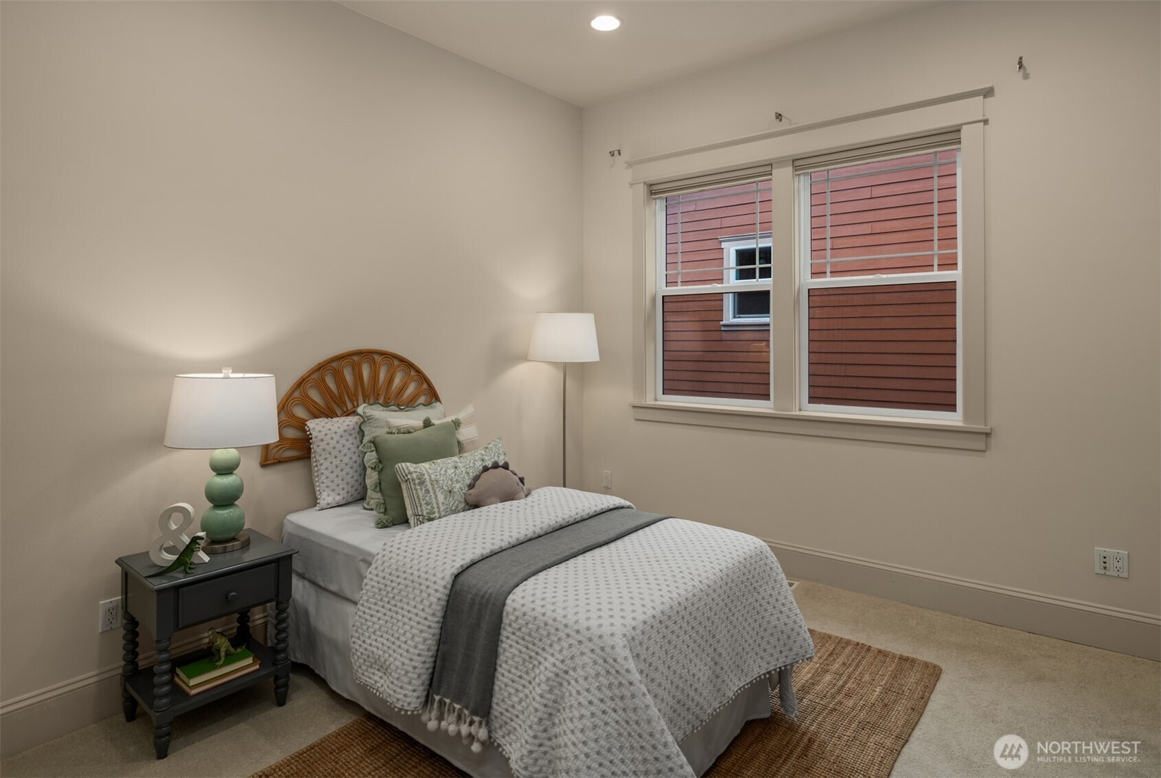 3655 NE 73rd Street , Seattle, WA 98115