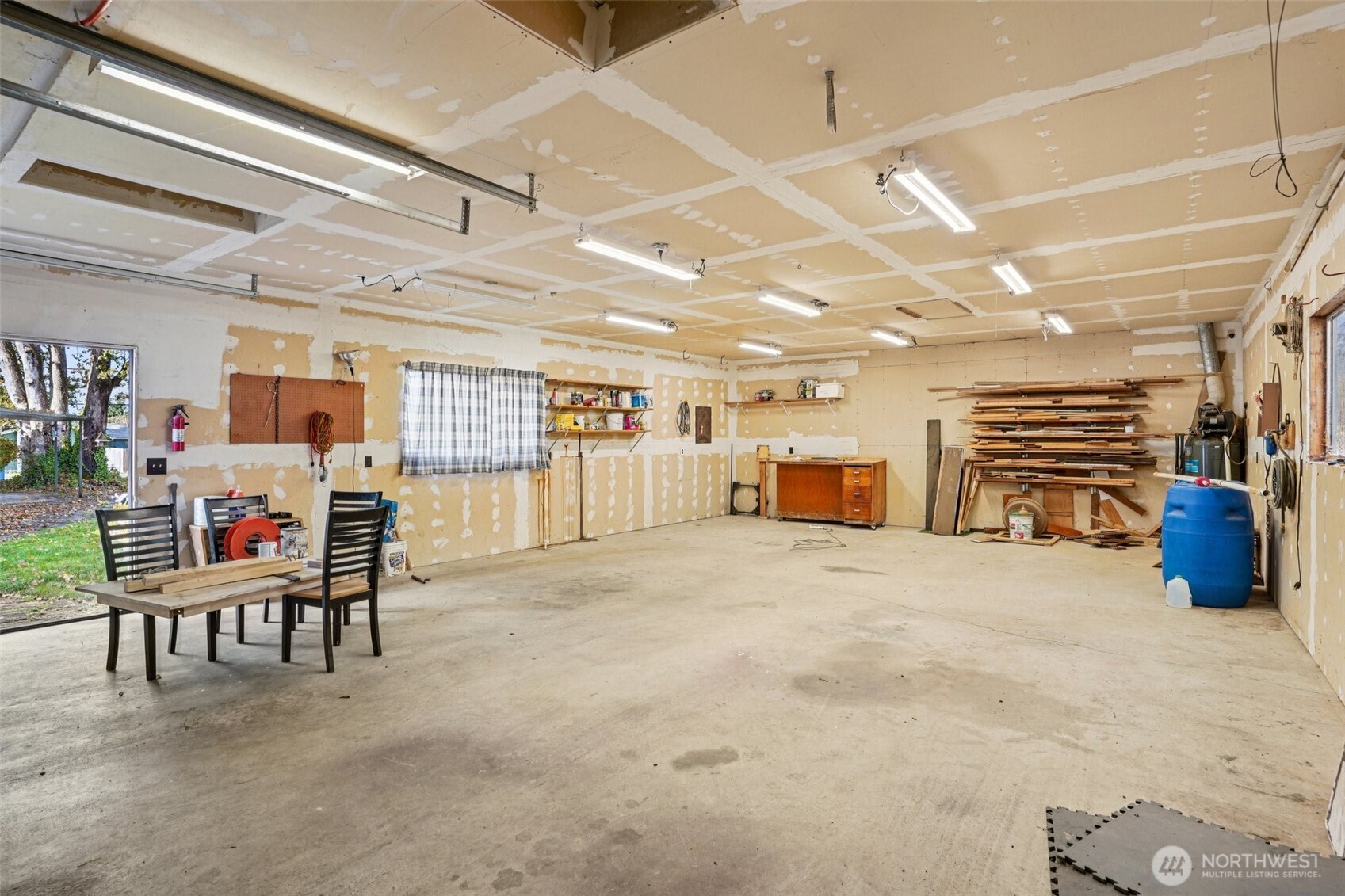 13521 Yakima Avenue S, Tacoma, WA 98444