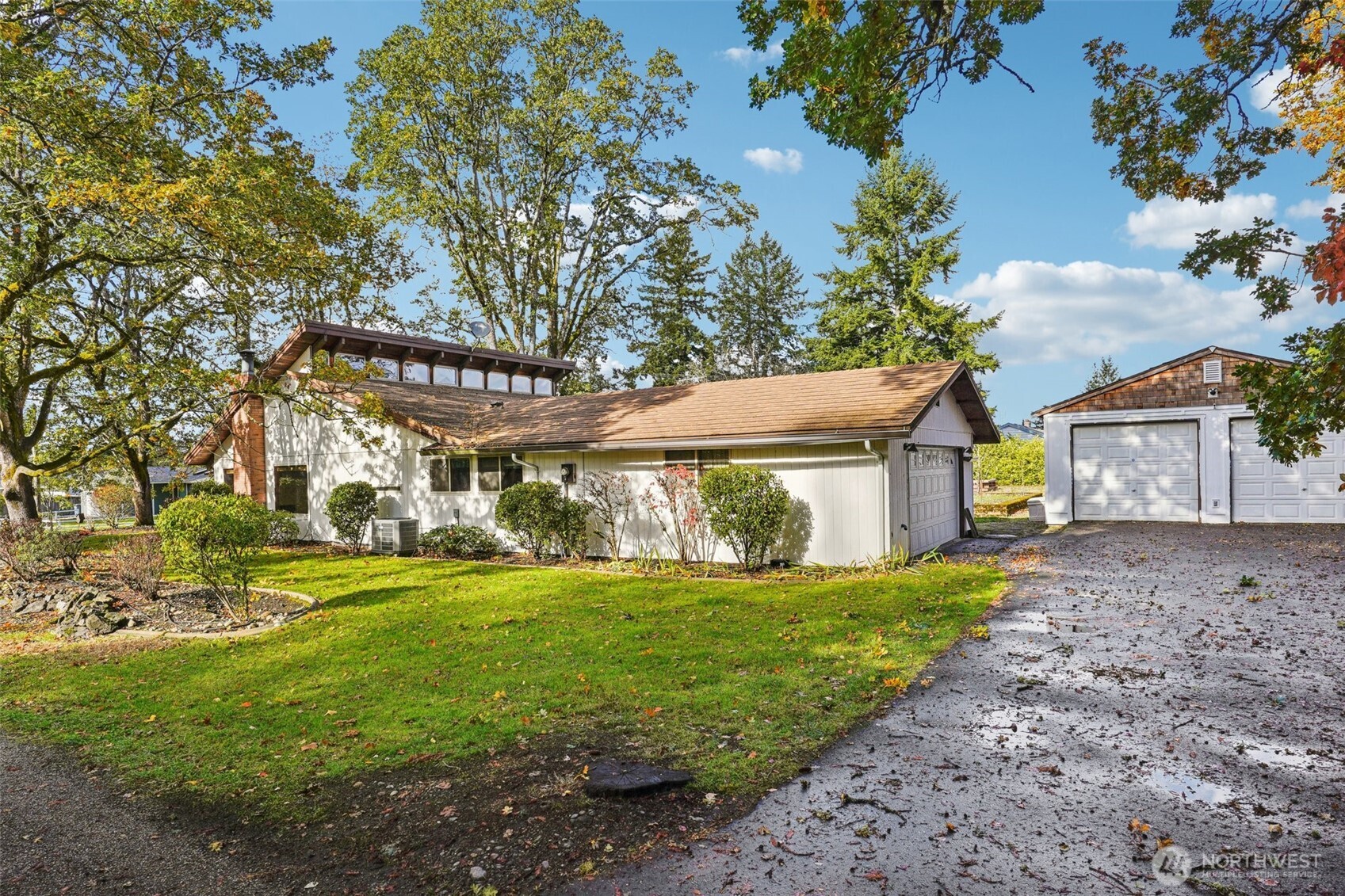 13521 Yakima Avenue S, Tacoma, WA 98444