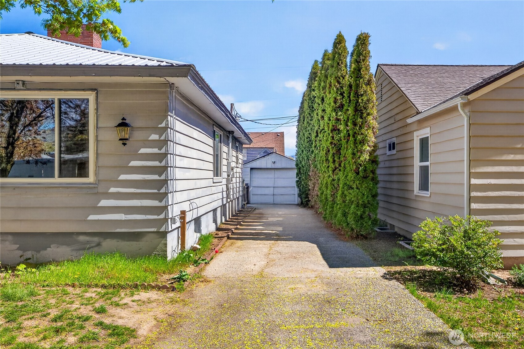 405 Pioneer Drive , Wenatchee, WA 98801