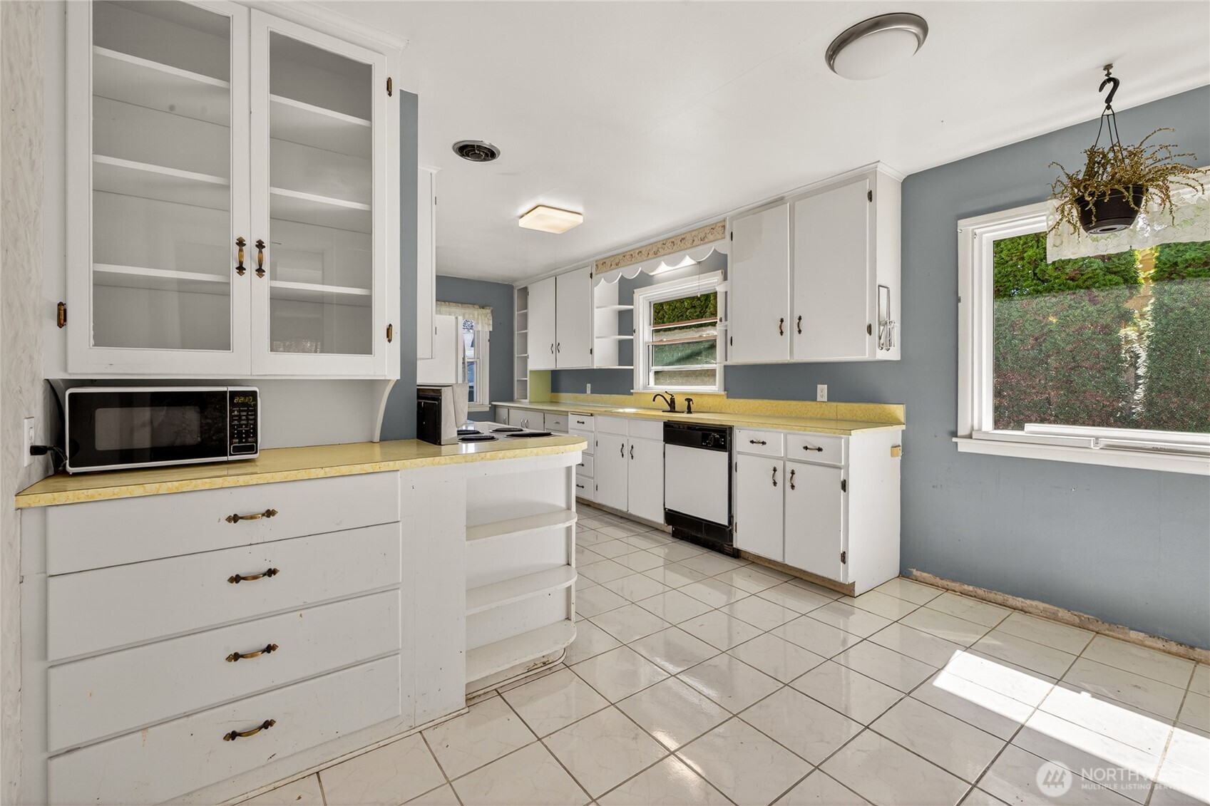 405 Pioneer Drive , Wenatchee, WA 98801