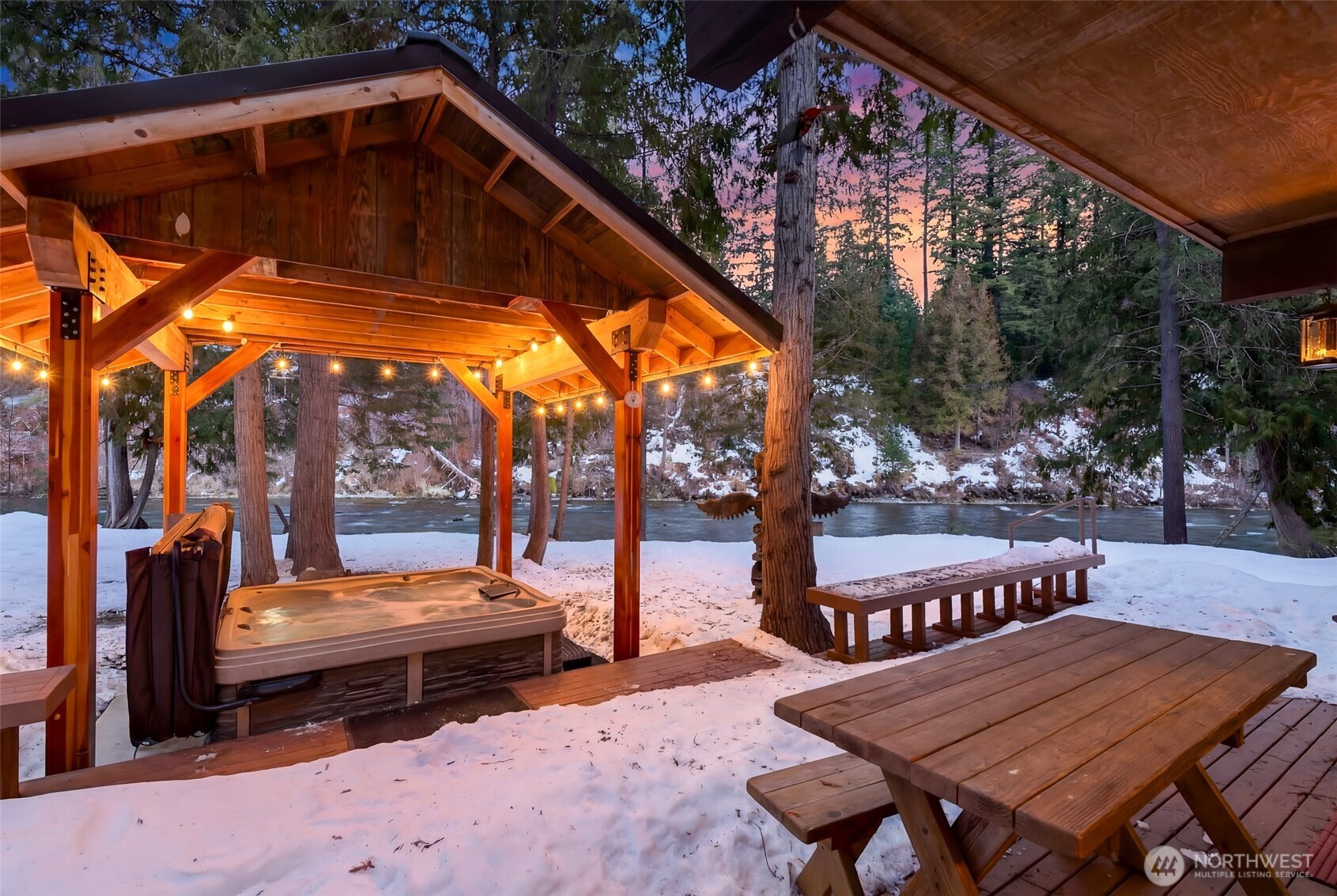 2304 Pine Tree Lane , Leavenworth, WA 98826