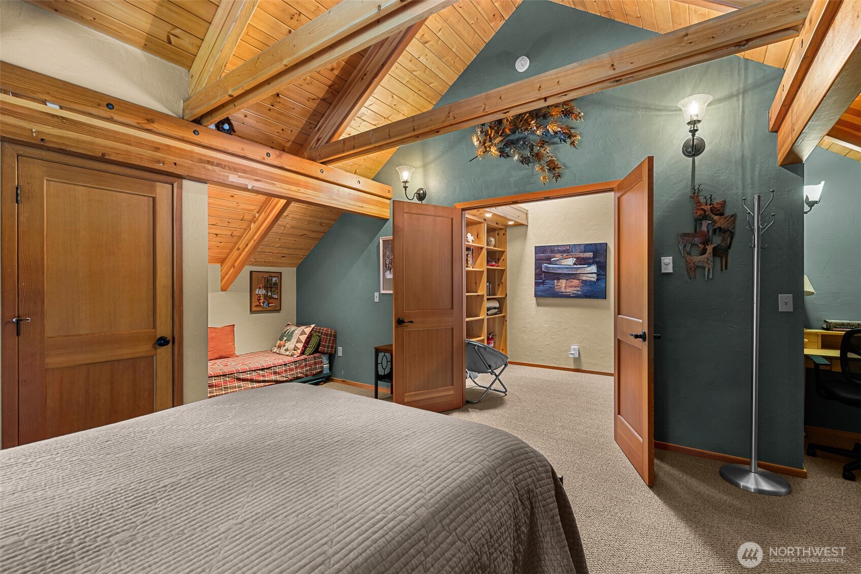 2304 Pine Tree Lane , Leavenworth, WA 98826