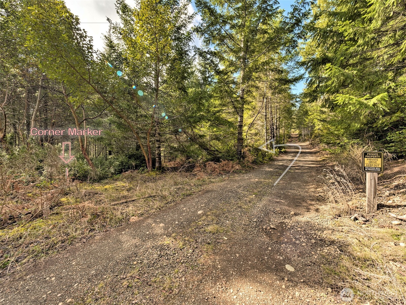 131 E Skyview Drive , Union, WA 98592