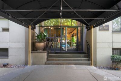 1105 Spring Street #712, Seattle, WA 98104 - Photo 3