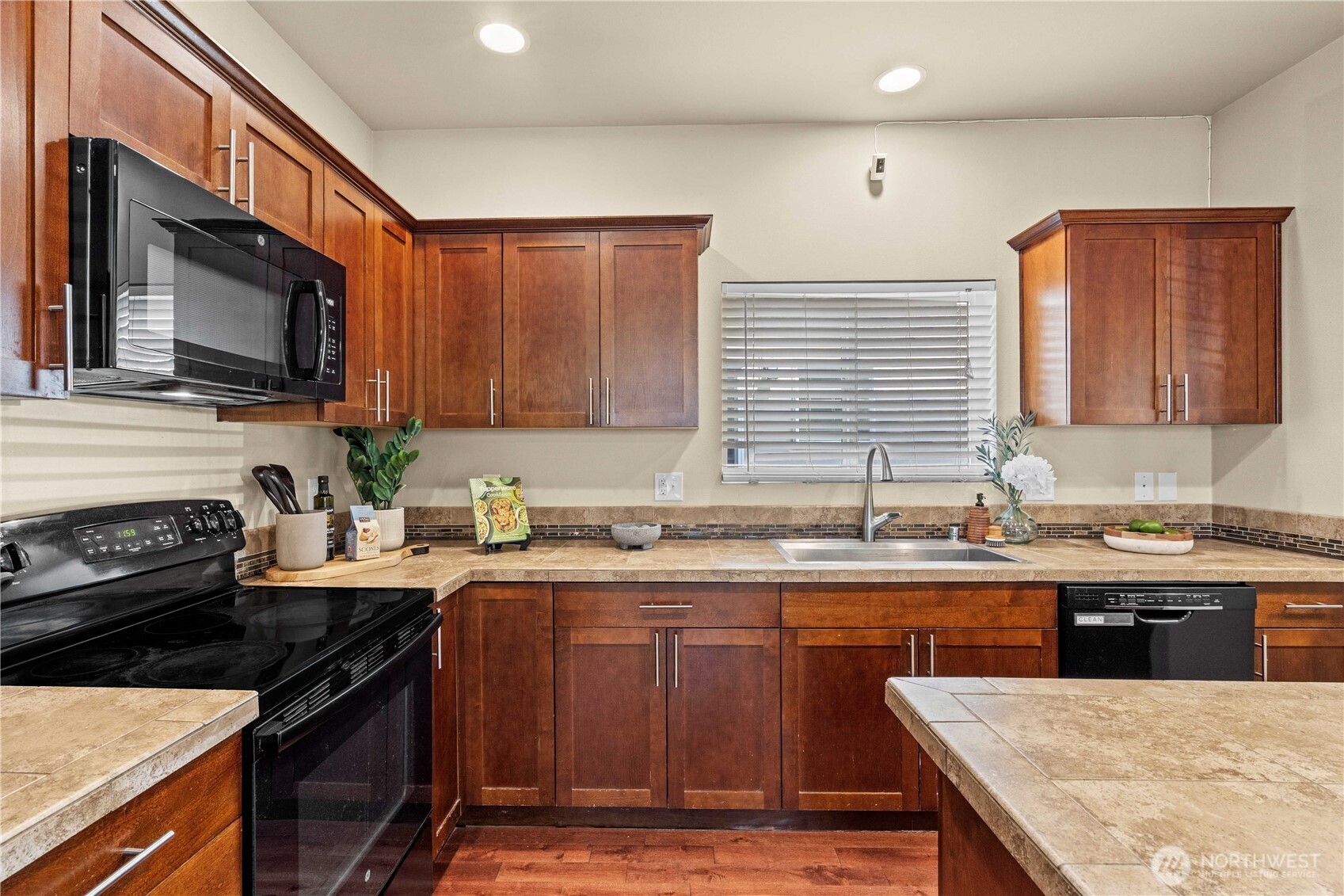 4241 Q Street NE, Auburn, WA 98002