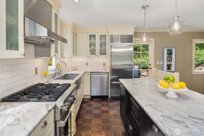 502 Lake Washington Boulevard E, Seattle, WA 98112 - Photo 11