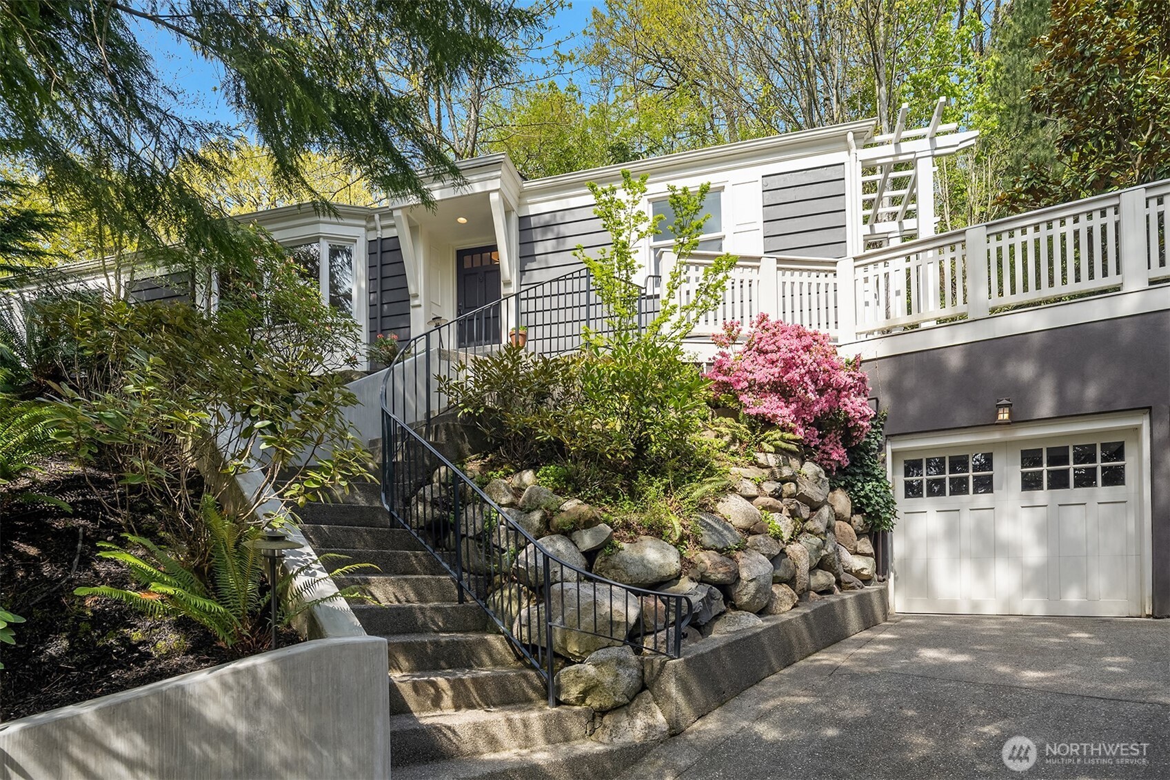 502 Lake Washington Boulevard E, Seattle, WA 98112