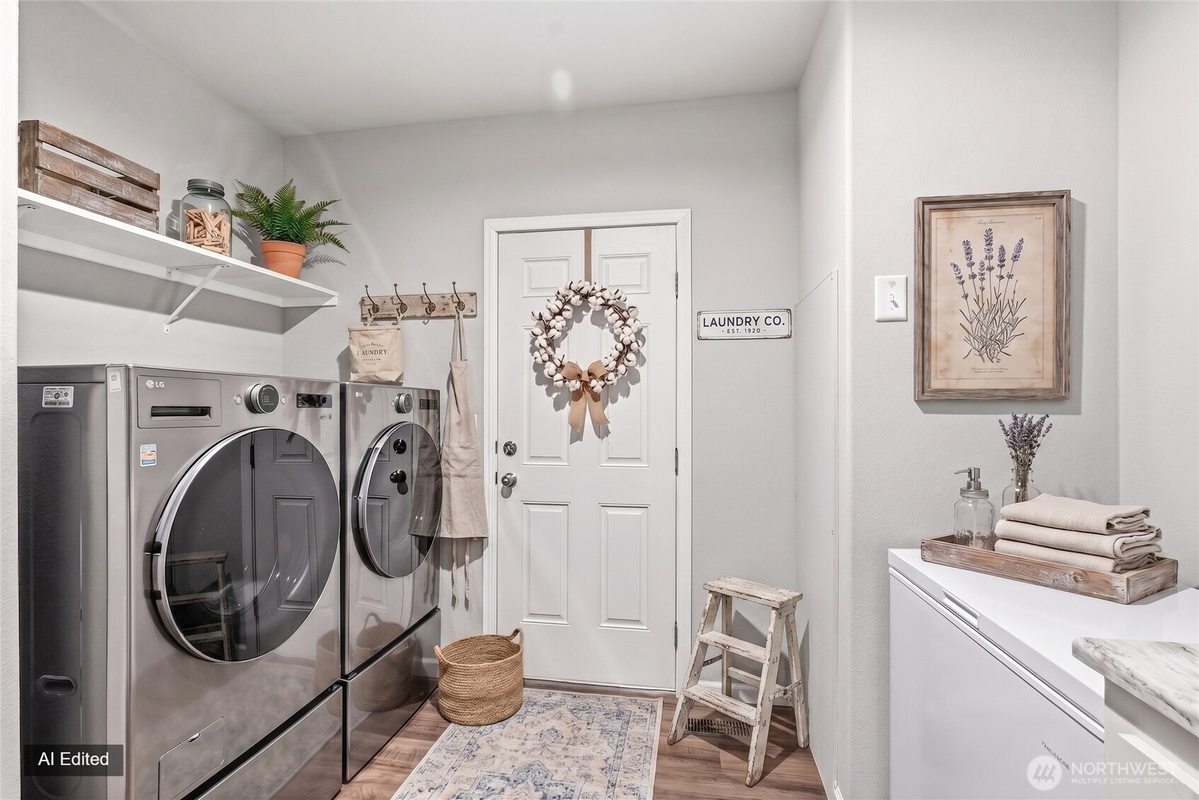 2571 Hazel Dell Road , Castle Rock, WA 98611