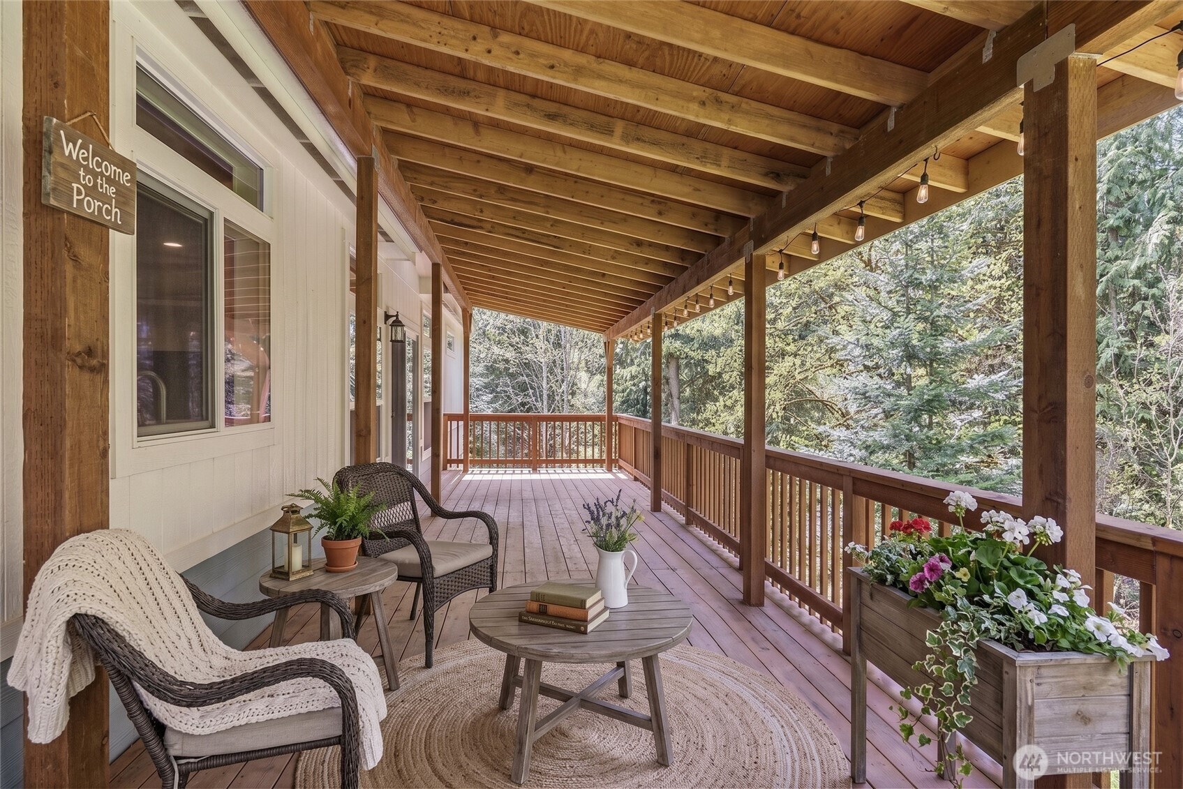 2571 Hazel Dell Road , Castle Rock, WA 98611