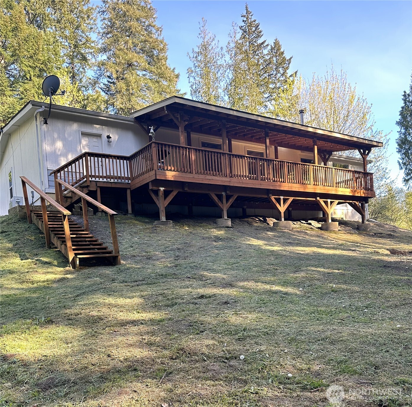 2571 Hazel Dell Road , Castle Rock, WA 98611