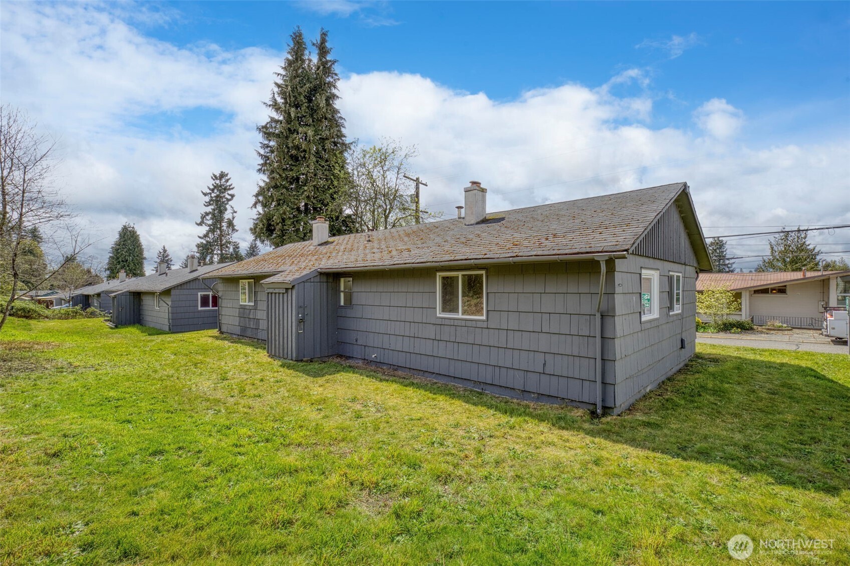 3326 - 3328 Halverson Avenue , Bremerton, WA 98310