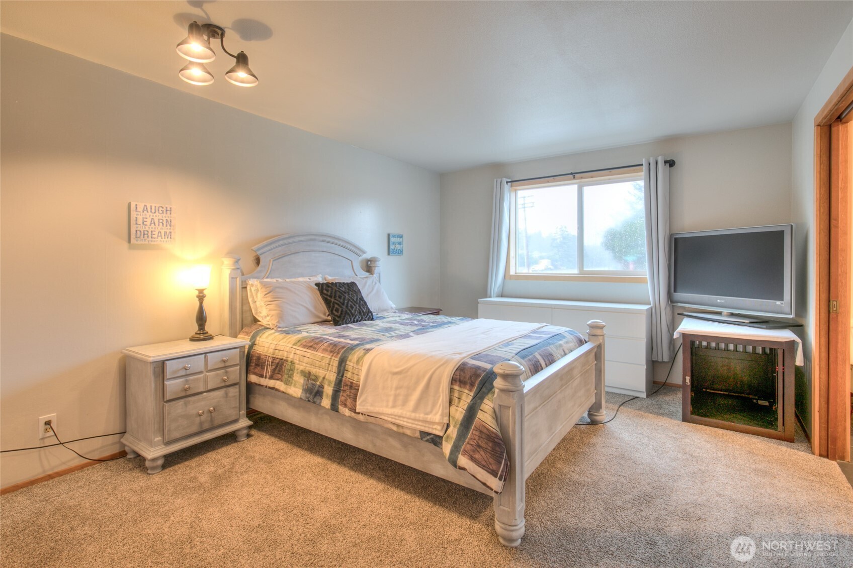 200 Ocean Lake Way NW, Ocean Shores, WA 98569