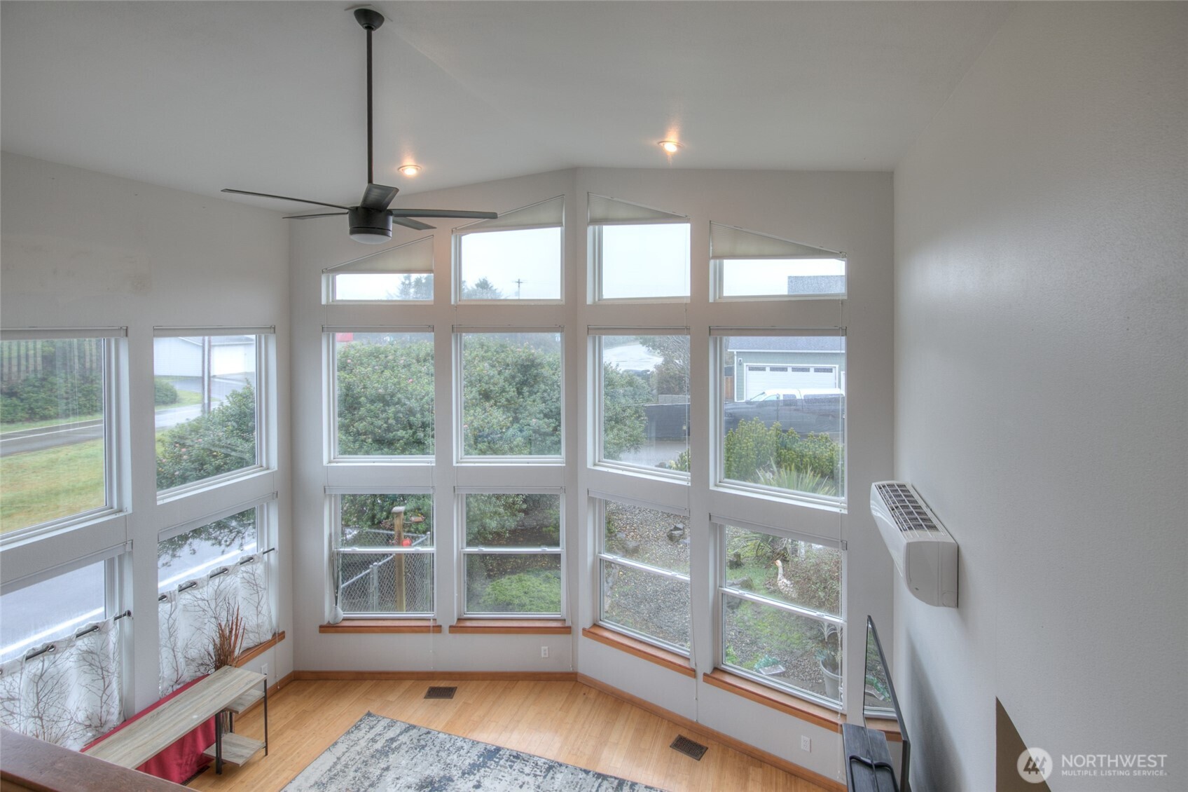 200 Ocean Lake Way NW, Ocean Shores, WA 98569