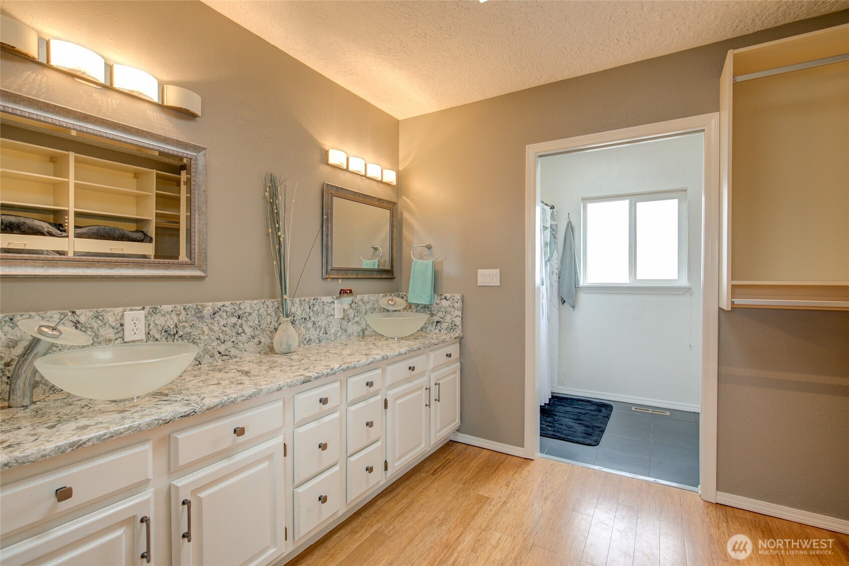 200 Ocean Lake Way NW, Ocean Shores, WA 98569