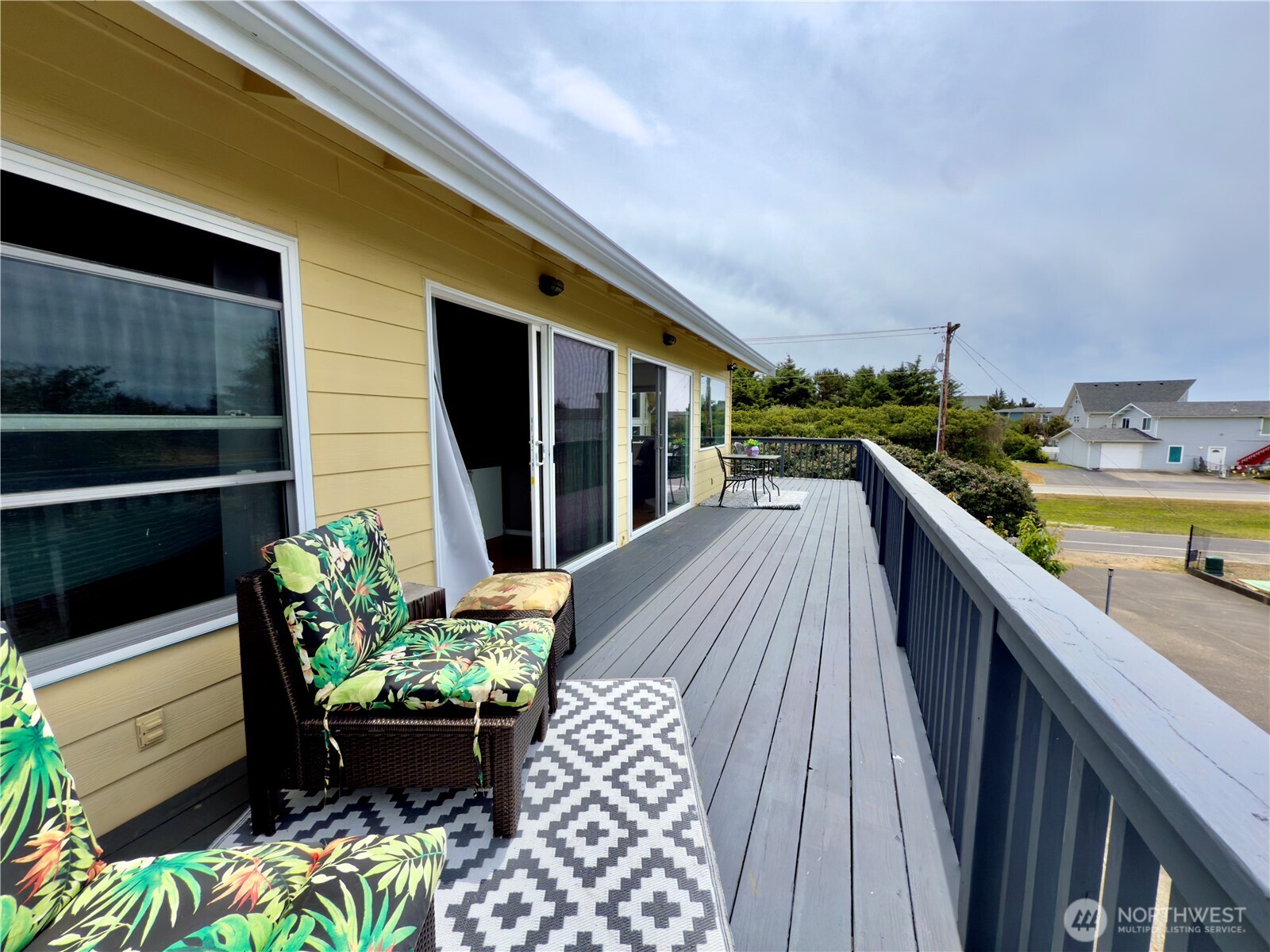 200 Ocean Lake Way NW, Ocean Shores, WA 98569