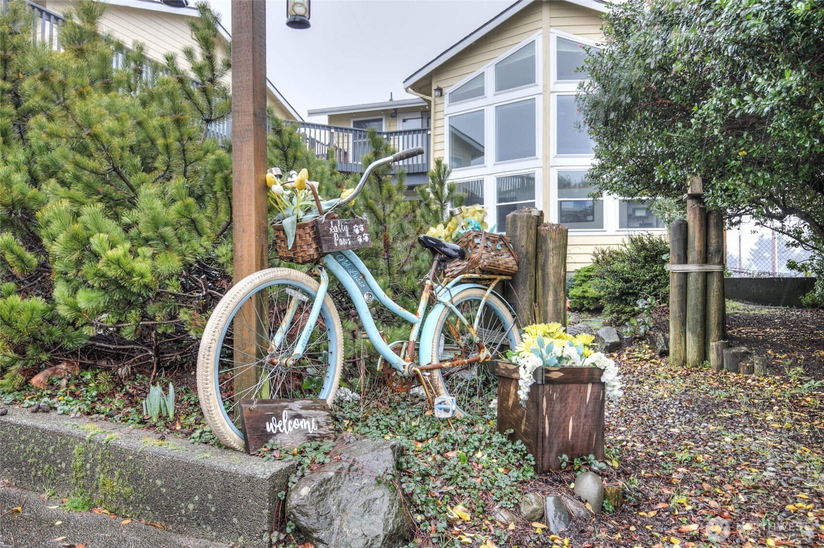 200 Ocean Lake Way NW, Ocean Shores, WA 98569