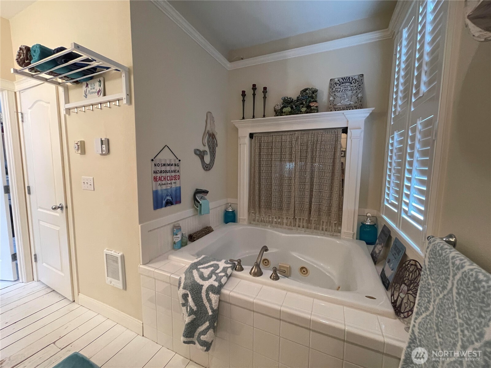 208 Taurus Boulevard SW, Ocean Shores, WA 98569