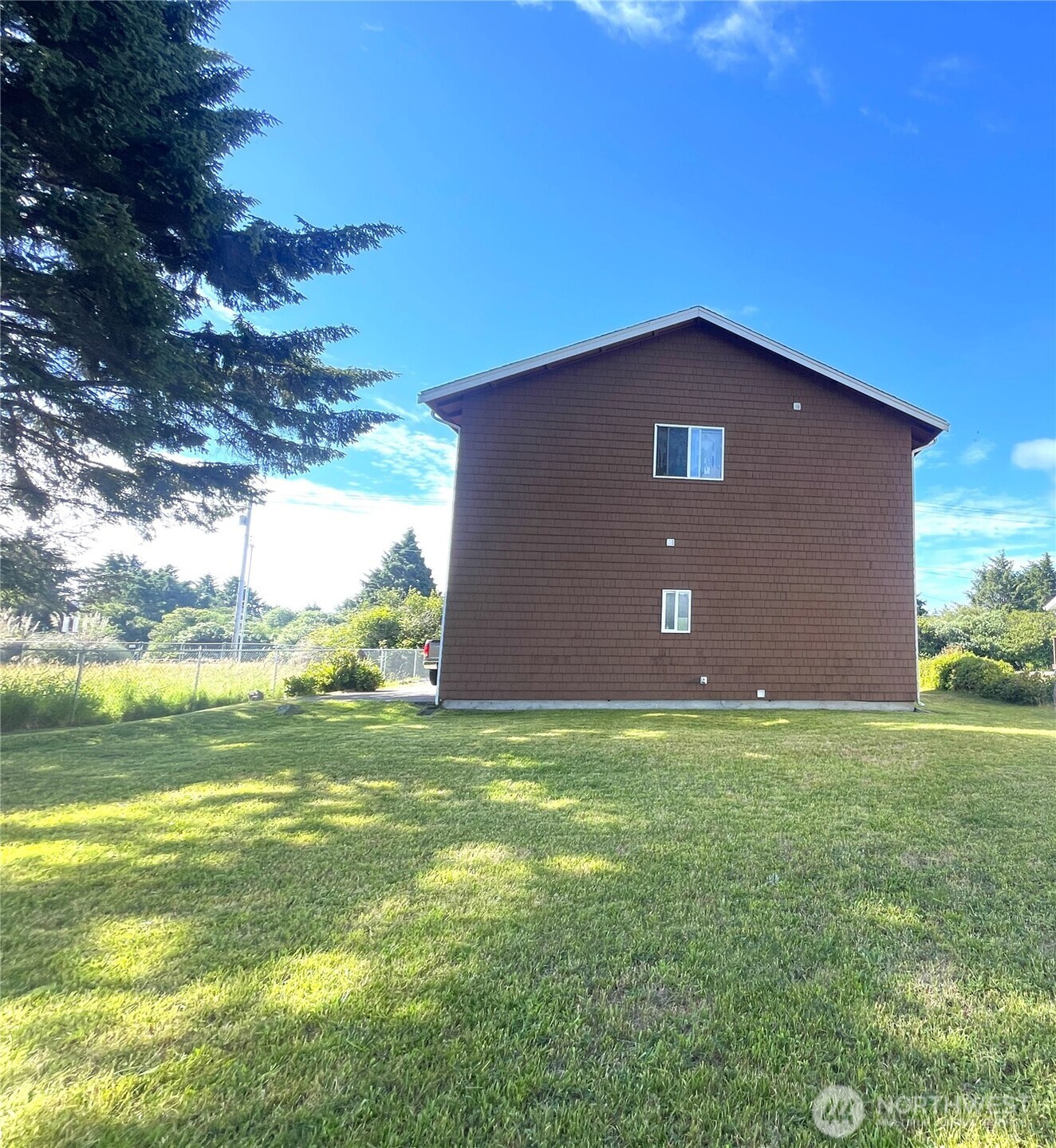 208 Taurus Boulevard SW, Ocean Shores, WA 98569