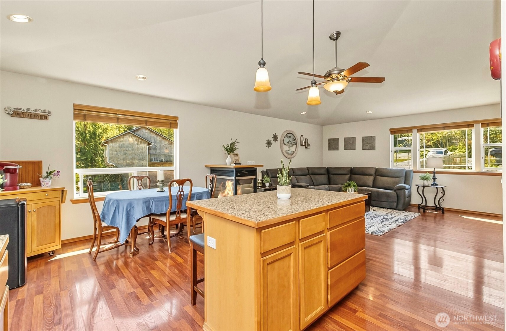 1579 Silver Fir Drive , Camano Island, WA 98282