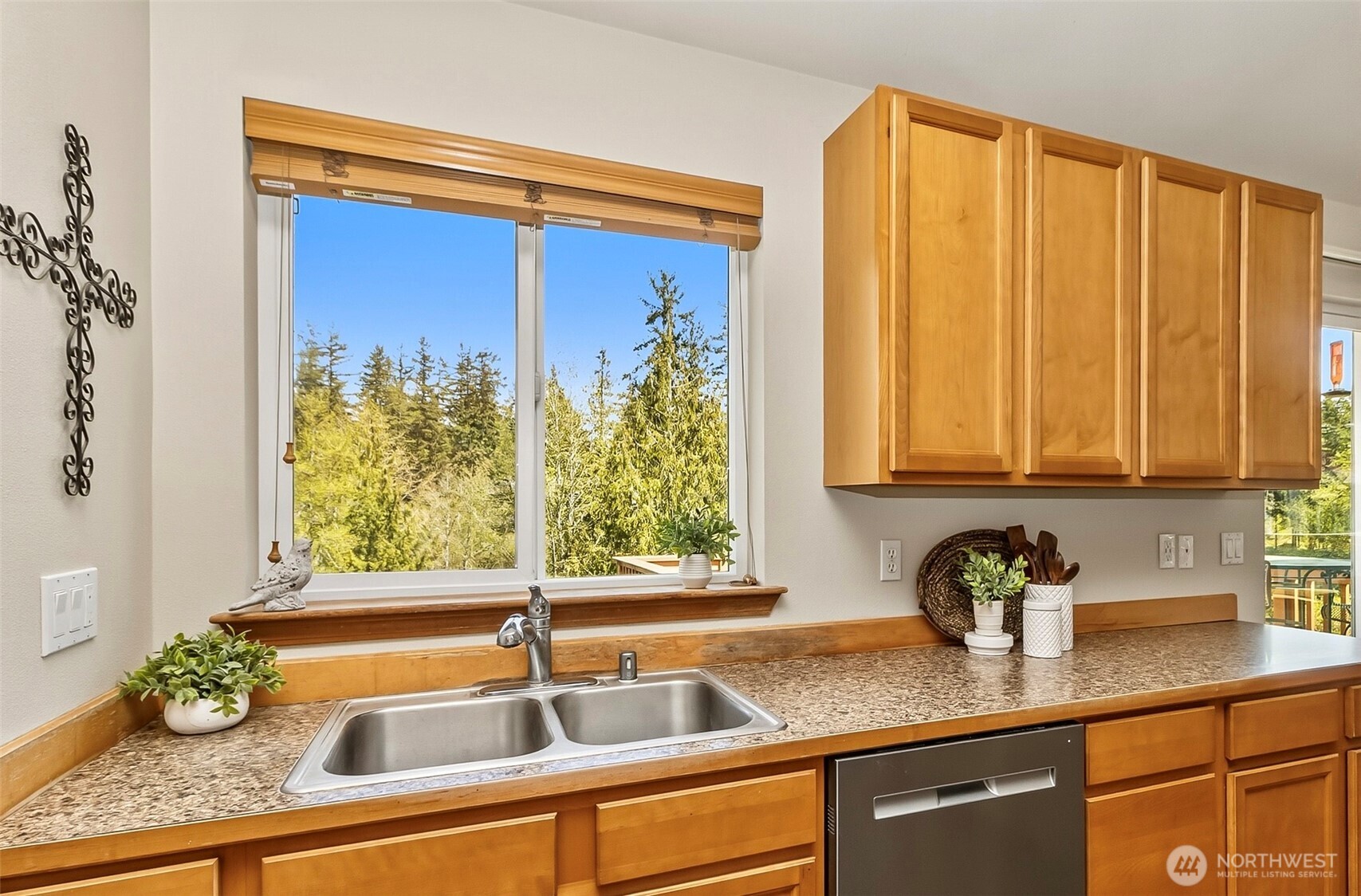 1579 Silver Fir Drive , Camano Island, WA 98282
