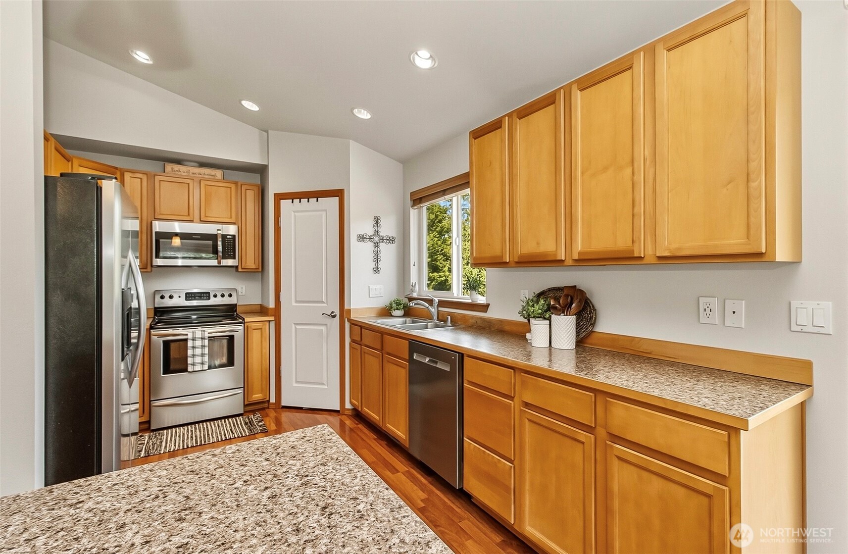1579 Silver Fir Drive , Camano Island, WA 98282