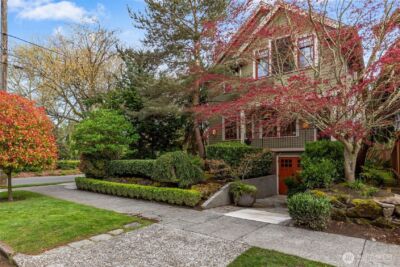 803 W Armour Street , Seattle, WA 98119 - Photo 2