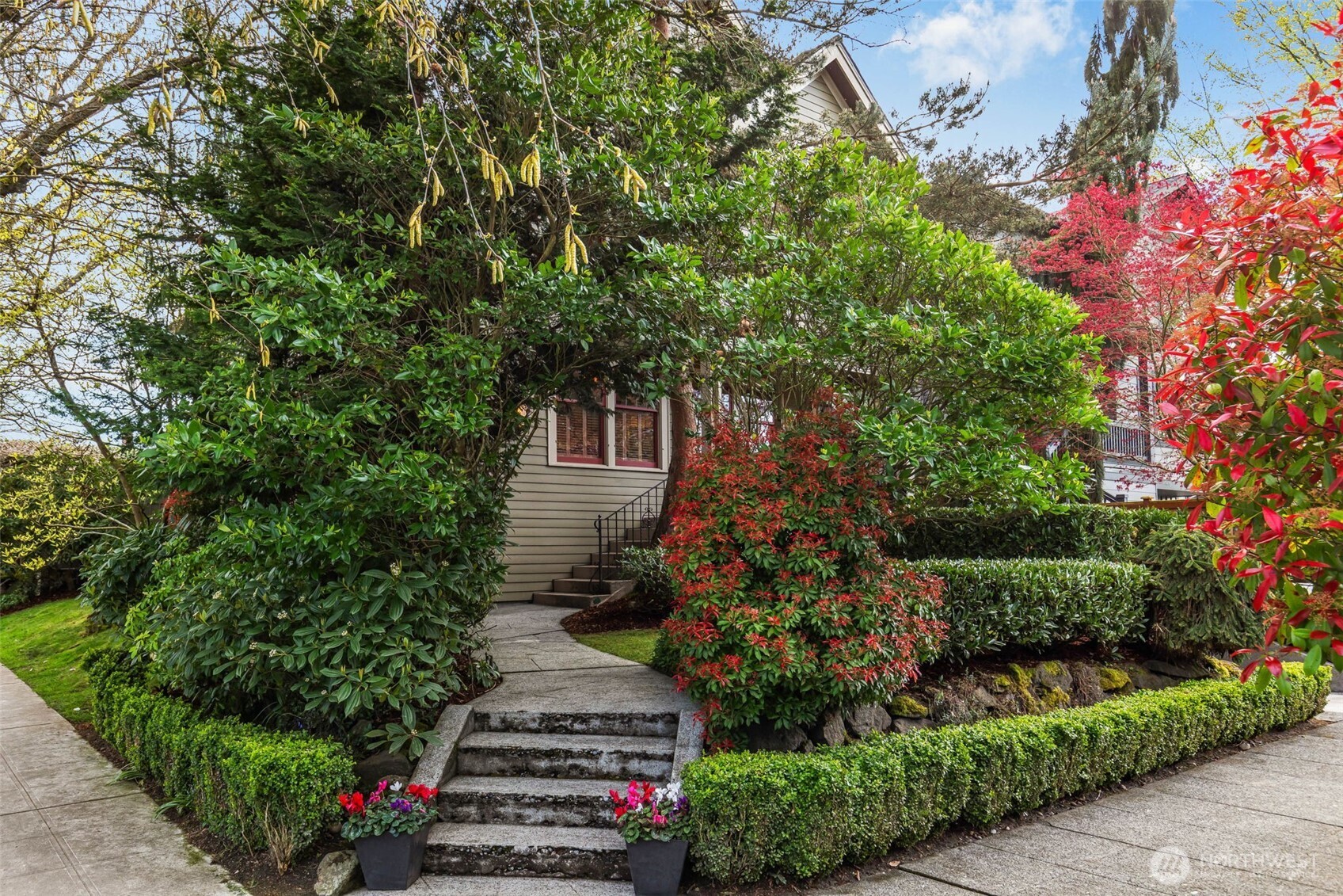 803 W Armour Street , Seattle, WA 98119