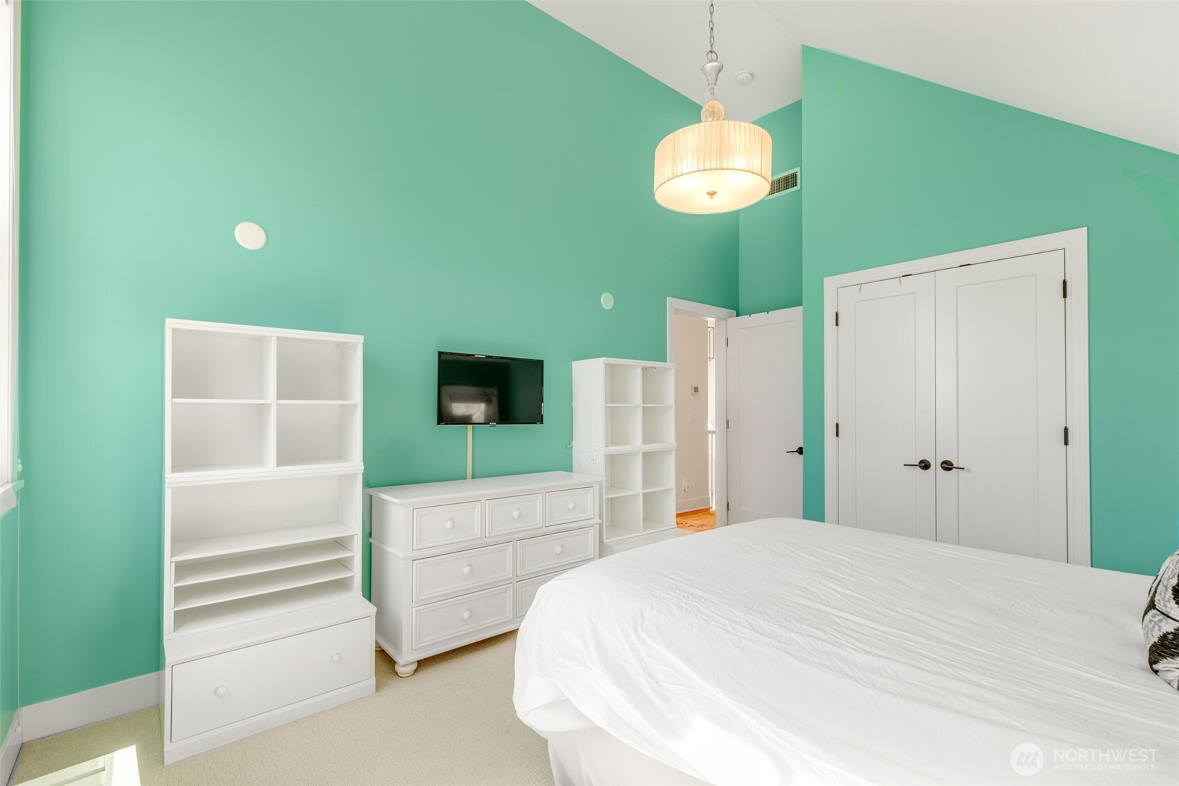 803 W Armour Street , Seattle, WA 98119