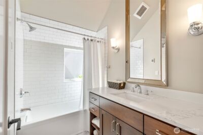 803 W Armour Street , Seattle, WA 98119 - Photo 26