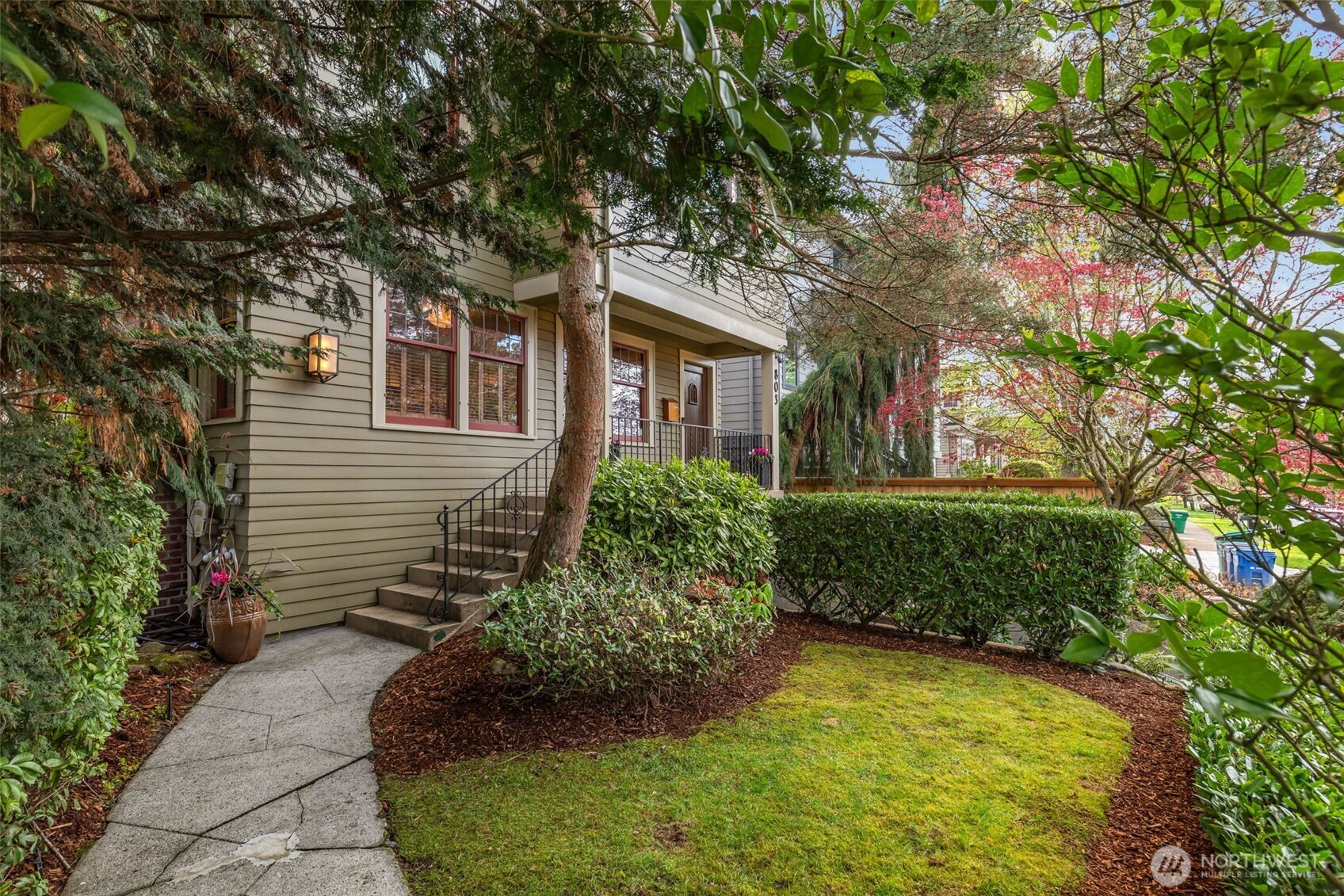 803 W Armour Street , Seattle, WA 98119