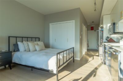 1188 106th Avenue NE #427, Bellevue, WA 98004 - Photo 9