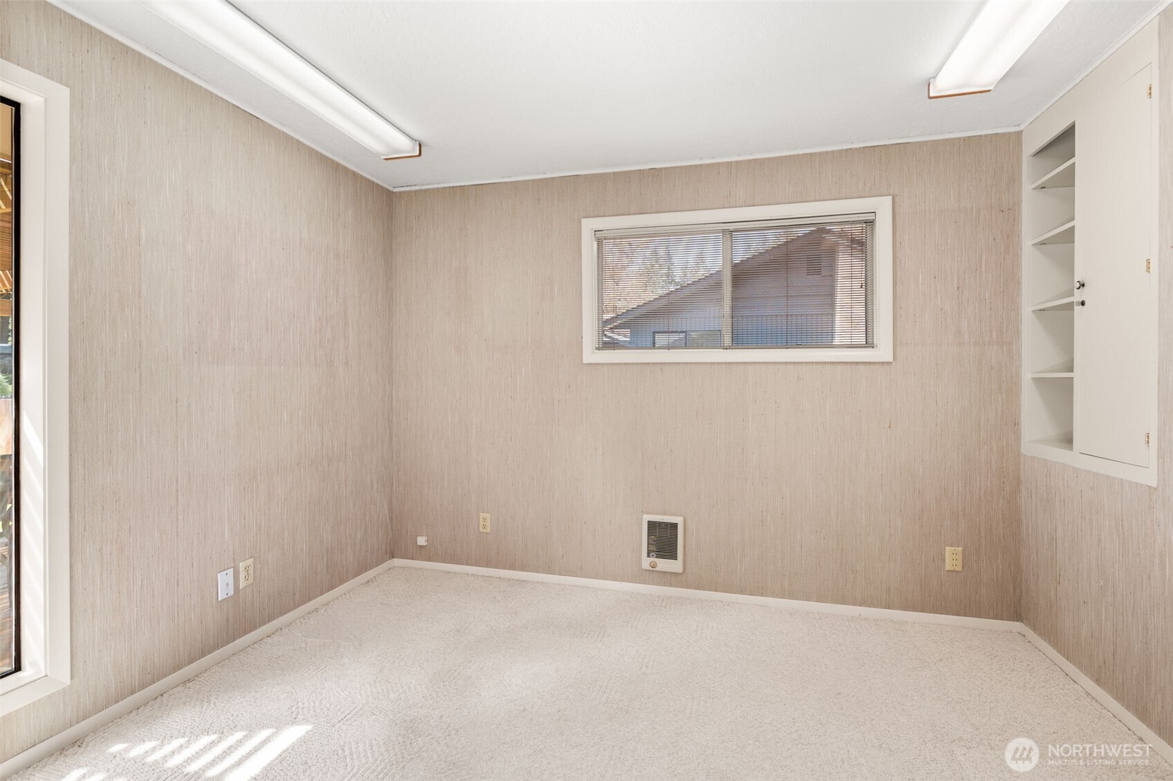 2403 Elliott Avenue NW, Olympia, WA 98502