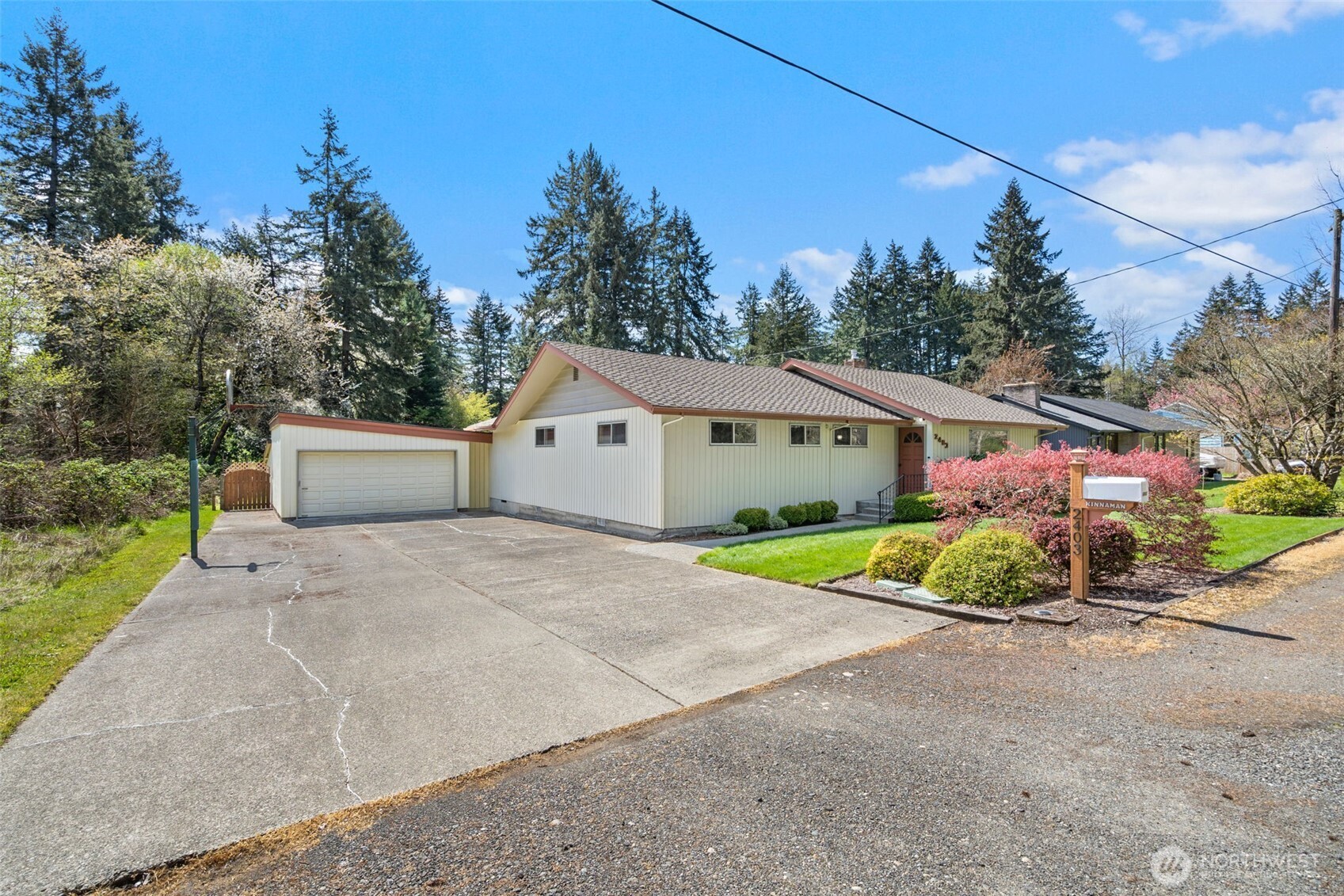 2403 Elliott Avenue NW, Olympia, WA 98502