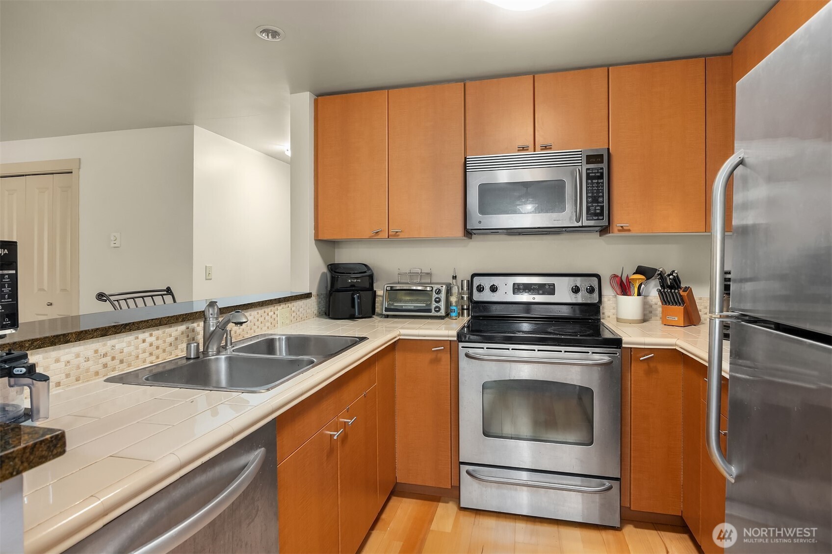 8248 126th Avenue NE #C-305, Kirkland, WA 98033