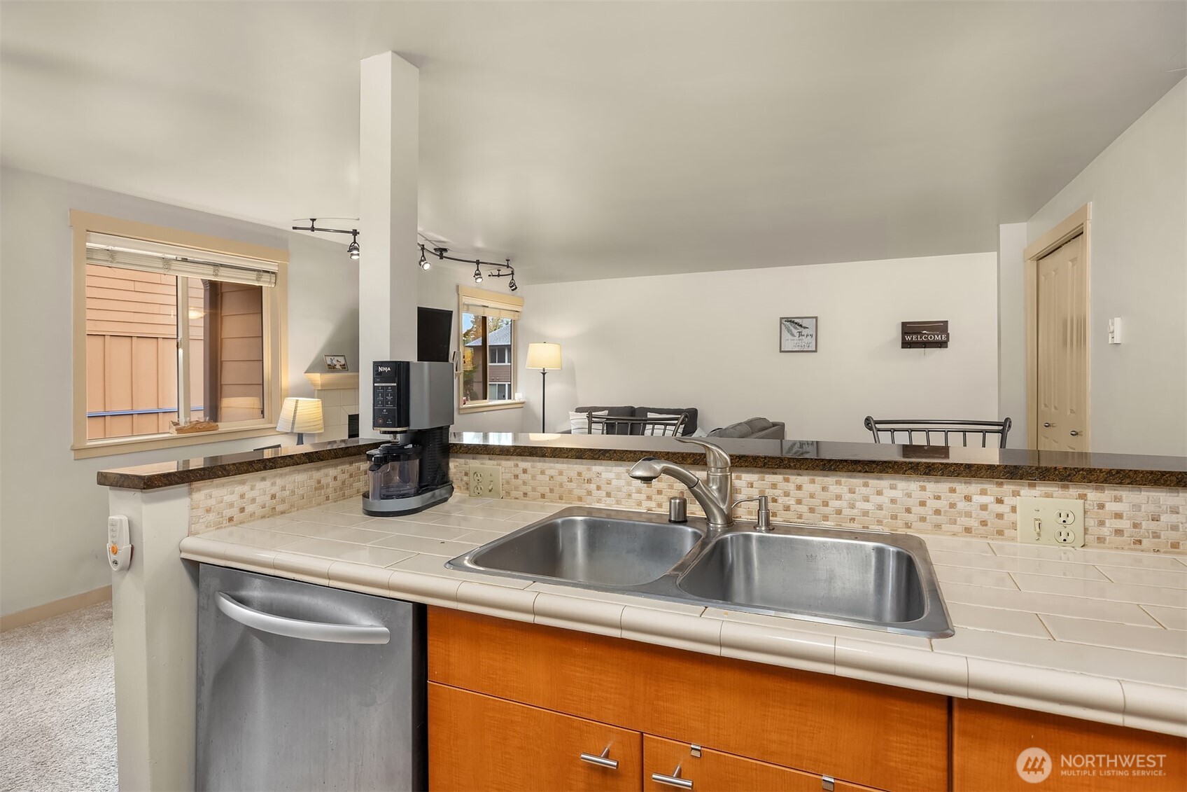 8248 126th Avenue NE #C-305, Kirkland, WA 98033