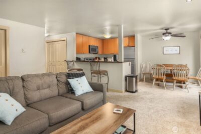 8248 126th Avenue NE #C-305, Kirkland, WA 98033 - Photo 7
