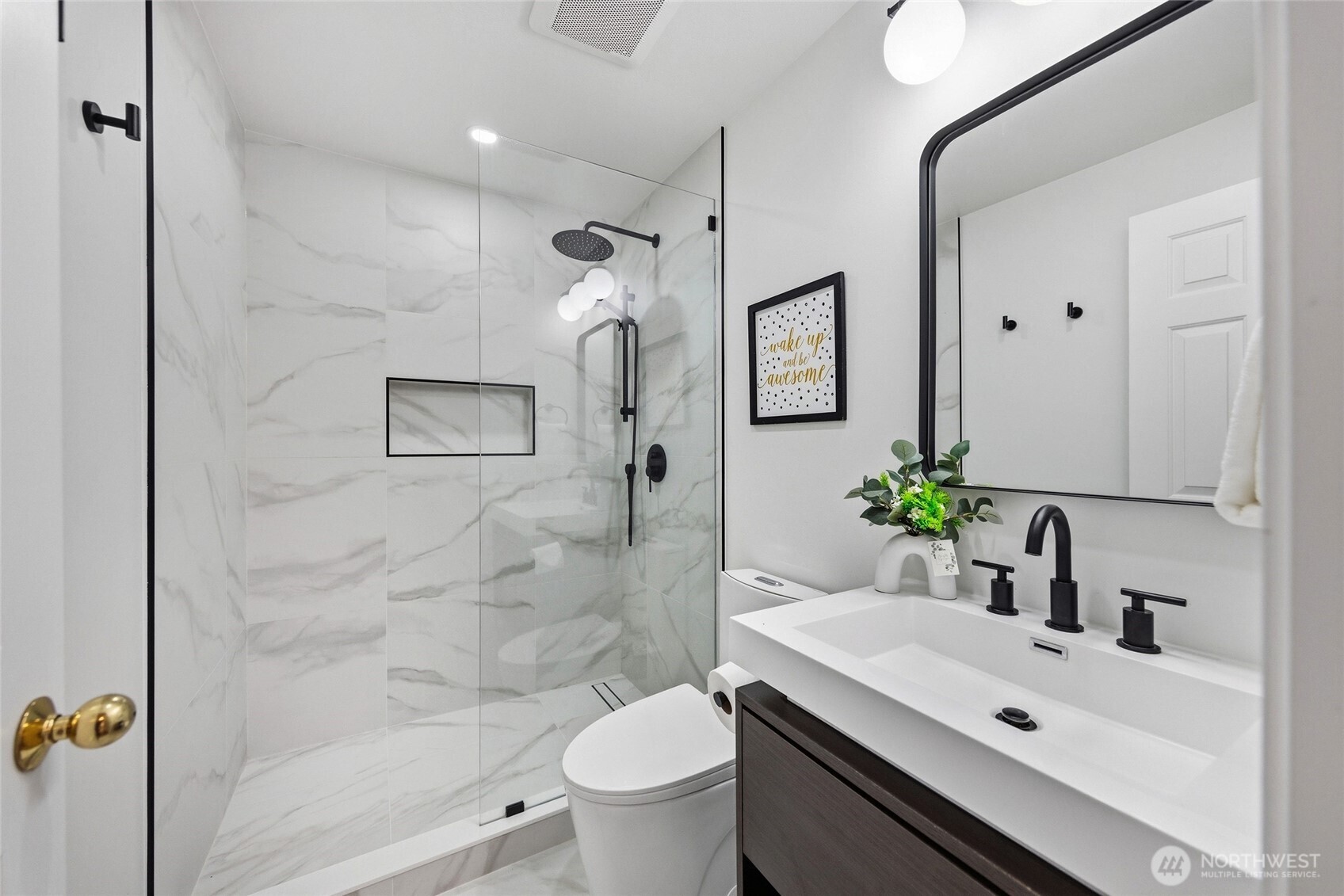 3877 113th Avenue NE, Bellevue, WA 98004