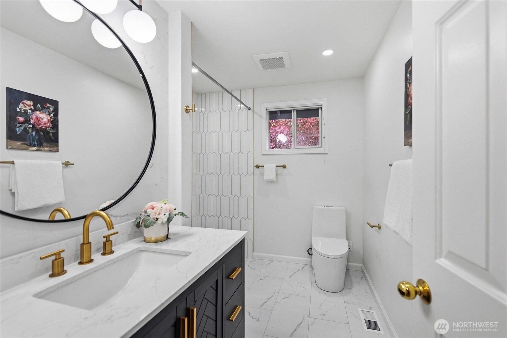 3877 113th Avenue NE, Bellevue, WA 98004