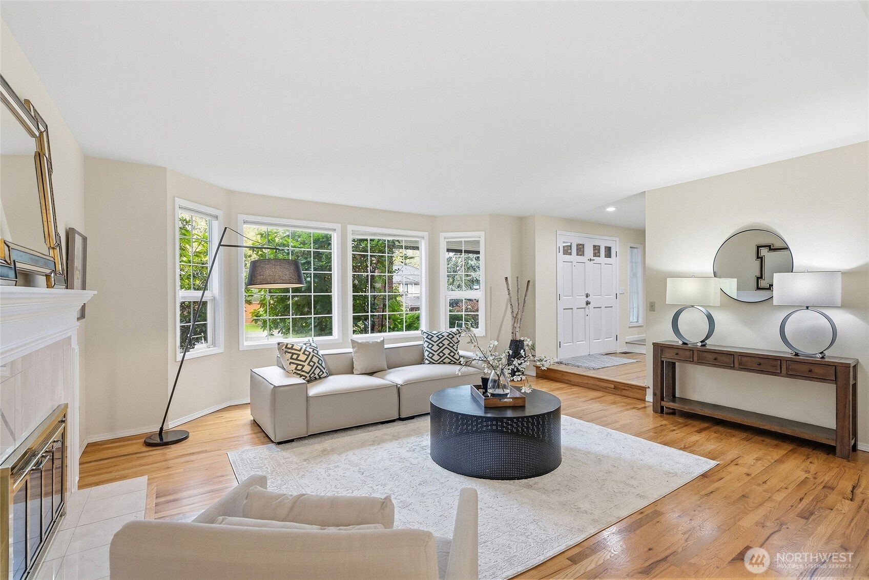 3877 113th Avenue NE, Bellevue, WA 98004