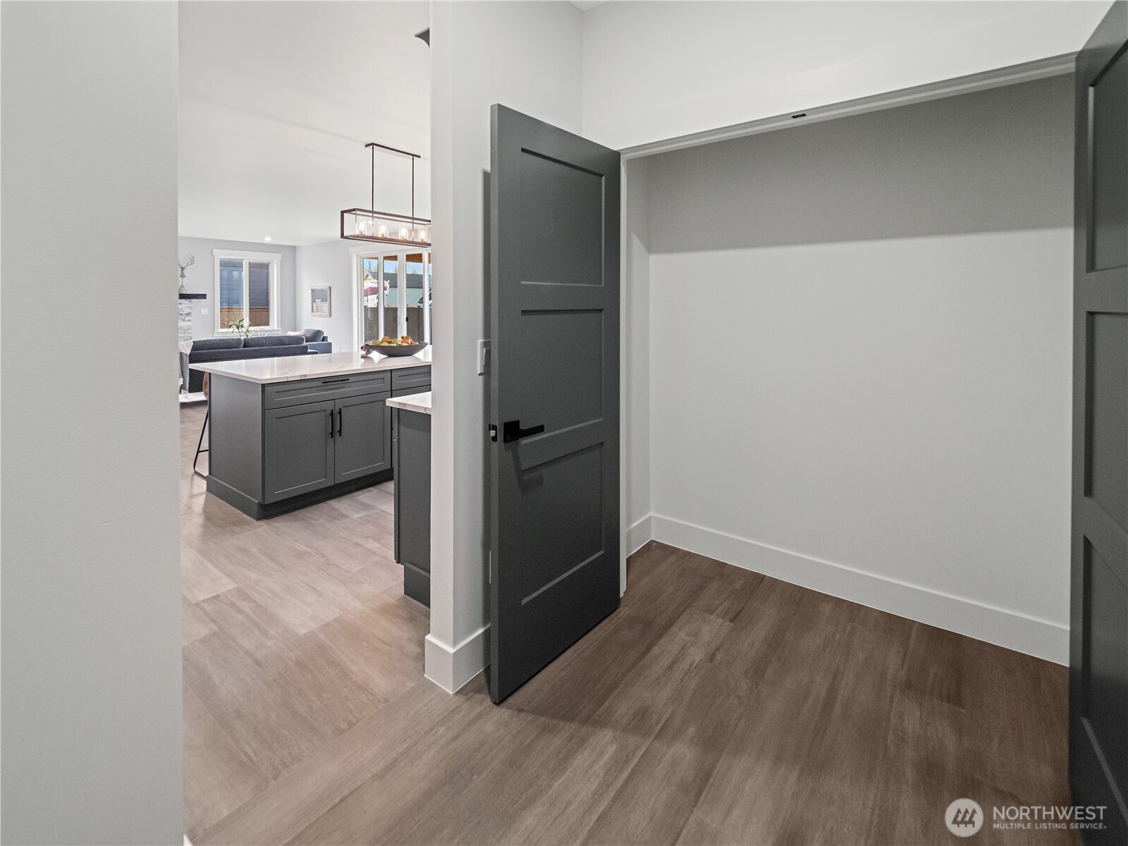 123 S McNeely Street , Buckley, WA 98321