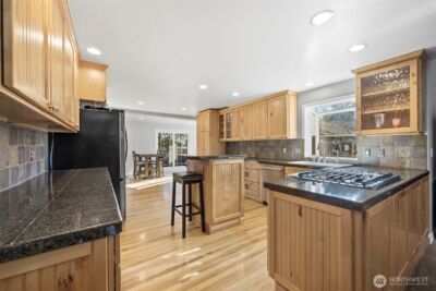 639 12th Avenue , Kirkland, WA 98033-5114 - Photo 8