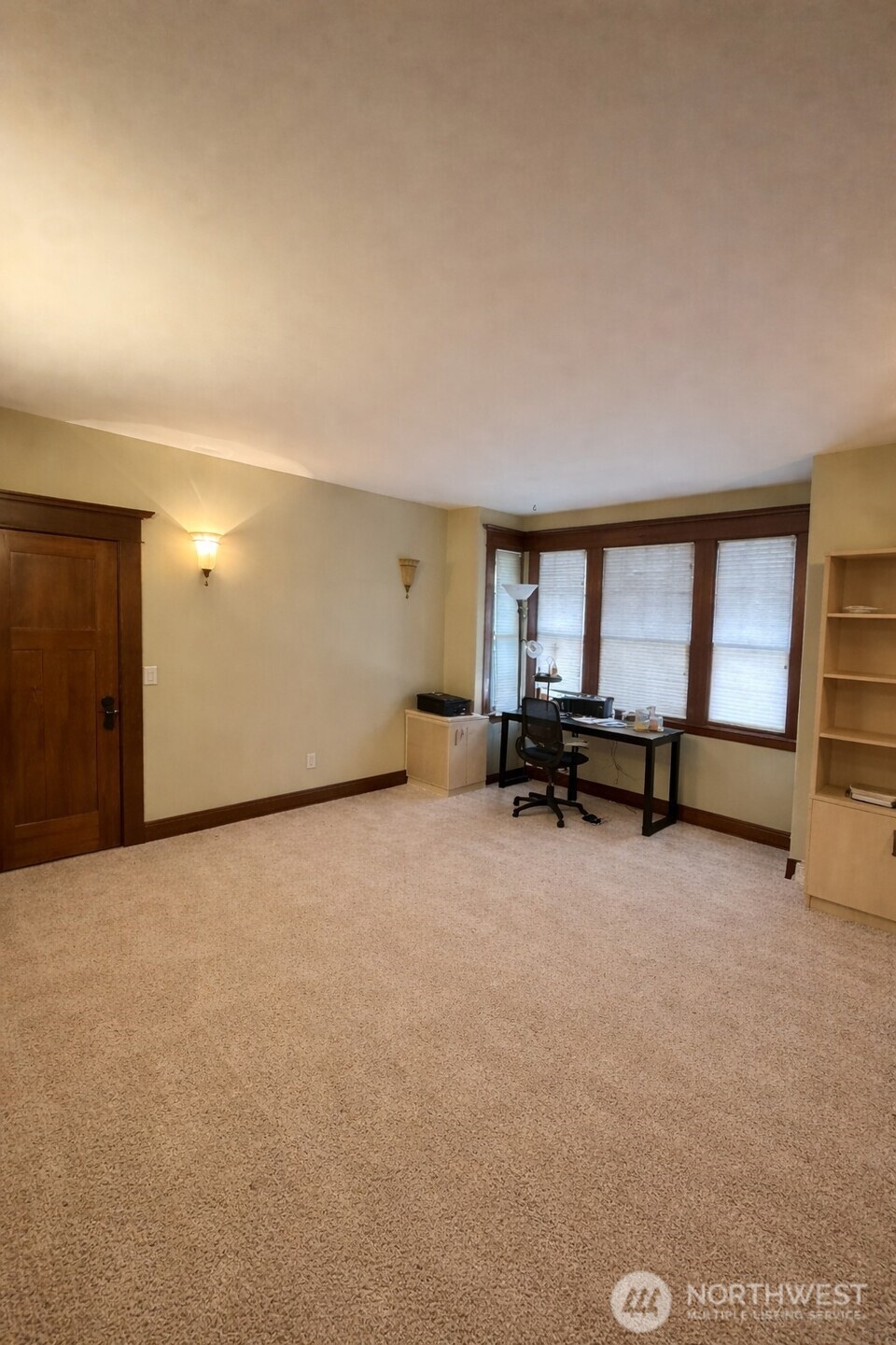 812 E Gwinn Place , Seattle, WA 98102