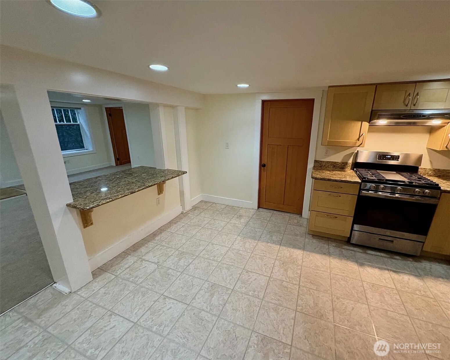 812 E Gwinn Place , Seattle, WA 98102
