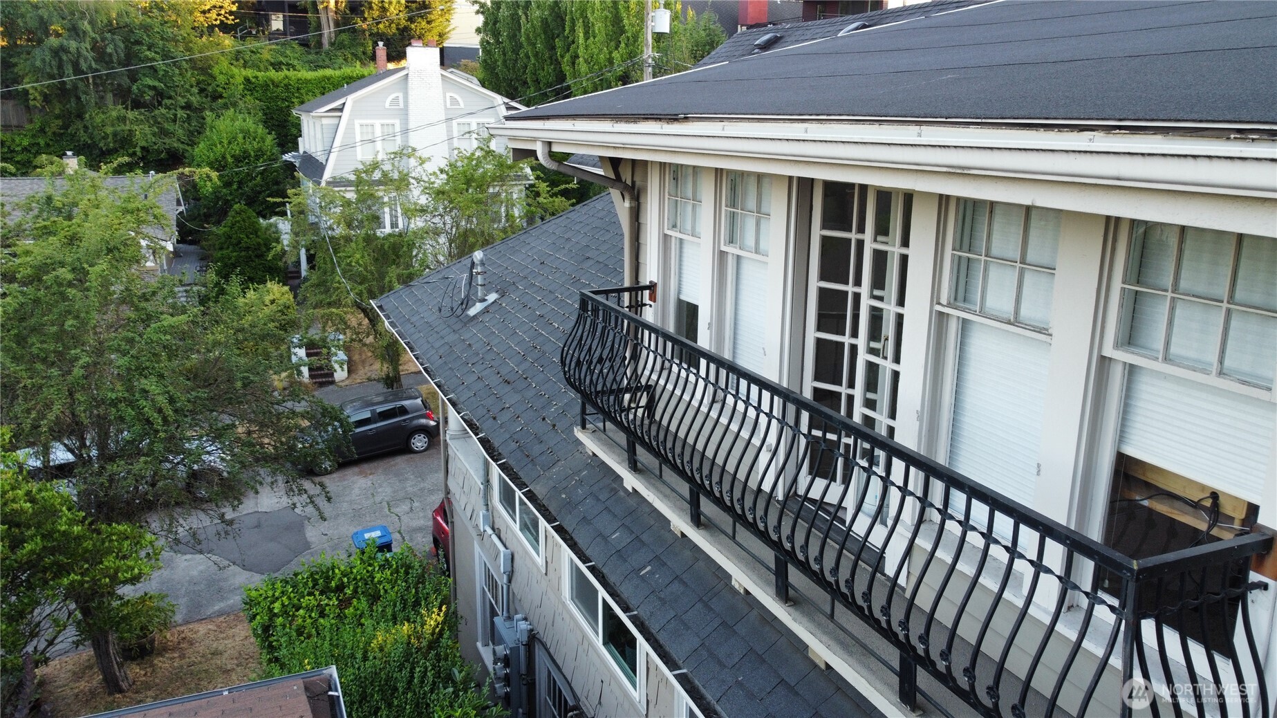 812 E Gwinn Place , Seattle, WA 98102